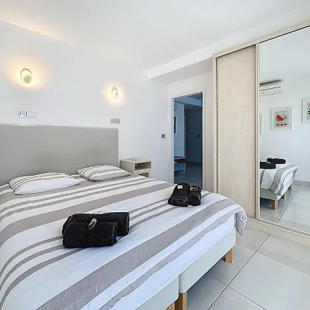 57m2 Croisette Martinez, Sea View Apartment Cannes